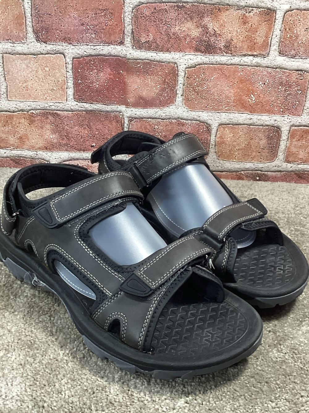 Eddie Bauer Holman Men’s outdoor sport sandals size 10